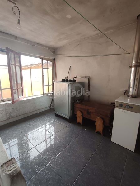 Foto 9288e1c3-eb99-47b4-99a8-bbe662cf2f56. Edifici a Hospital de Órbigo