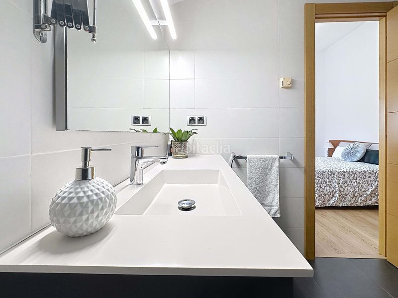 Foto 1208baa6-53a5-4ab9-928e-b27411a4f60d. Dúplex amb calefacció aparcament a Zona Nord Rubí