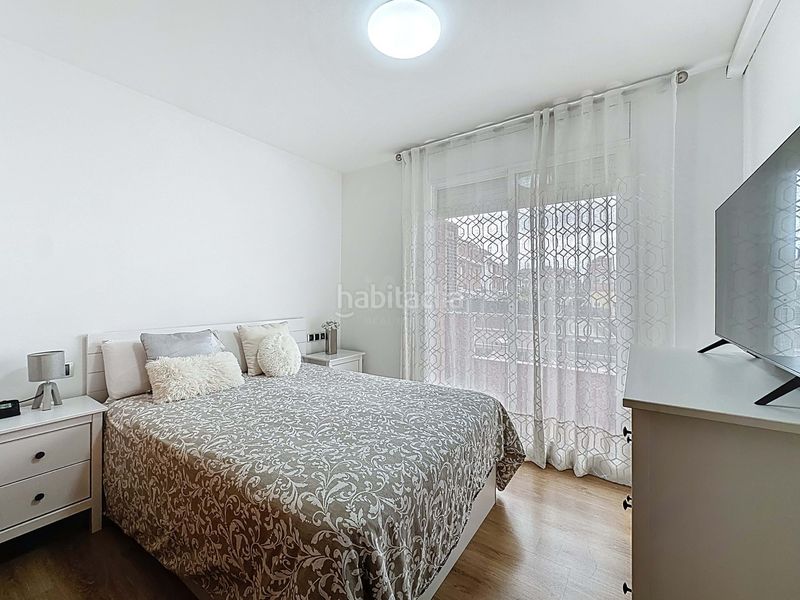 Foto a3d9dae2-7968-4a65-8426-276af0fb423e. Dúplex amb calefacció aparcament a Zona Nord Rubí