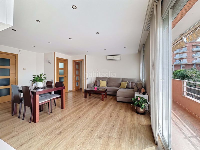 Foto e518f47f-208f-453e-8586-3539642ccce8. Dúplex amb calefacció aparcament a Zona Nord Rubí