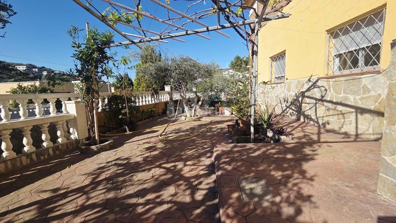 Foto e555bcbe-73fb-4dc6-b53b-180c0025da4f. Casa amb calefacció aparcament a Segur de dalt Segur de Calafell