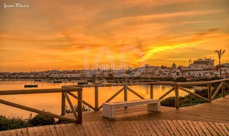 Foto 9478be3c-e95e-4cba-8a32-36bd0cdec0f6. Casa amb aparcament piscina a Barbate Barbate