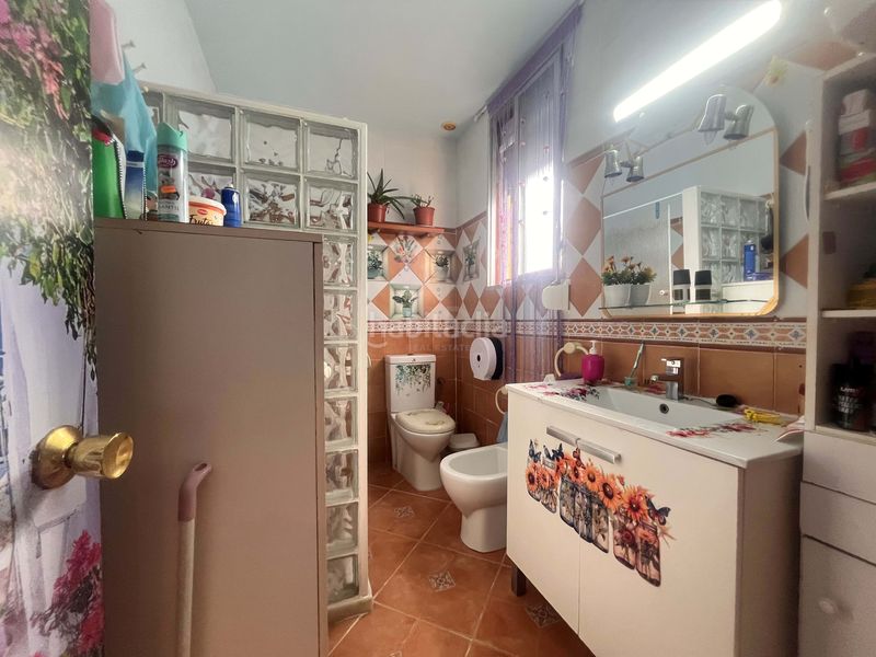 Foto cad1245d-35d9-4079-b555-b6a0db60d0c8. Casa amb aparcament piscina a Barbate Barbate