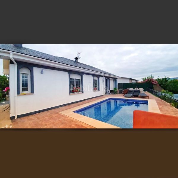 Foto b0f000ca-387b-45db-853a-bef89926e9fe. Casa amb calefacció aparcament piscina a Huércanos