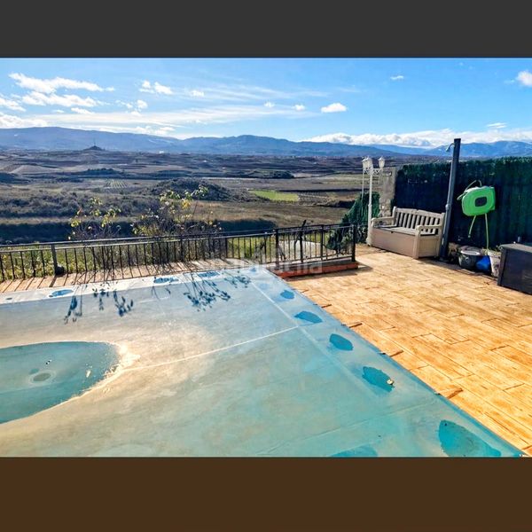Foto db8d5ac3-9af9-48a2-9e89-d7d0502b7308. Casa amb calefacció aparcament piscina a Huércanos