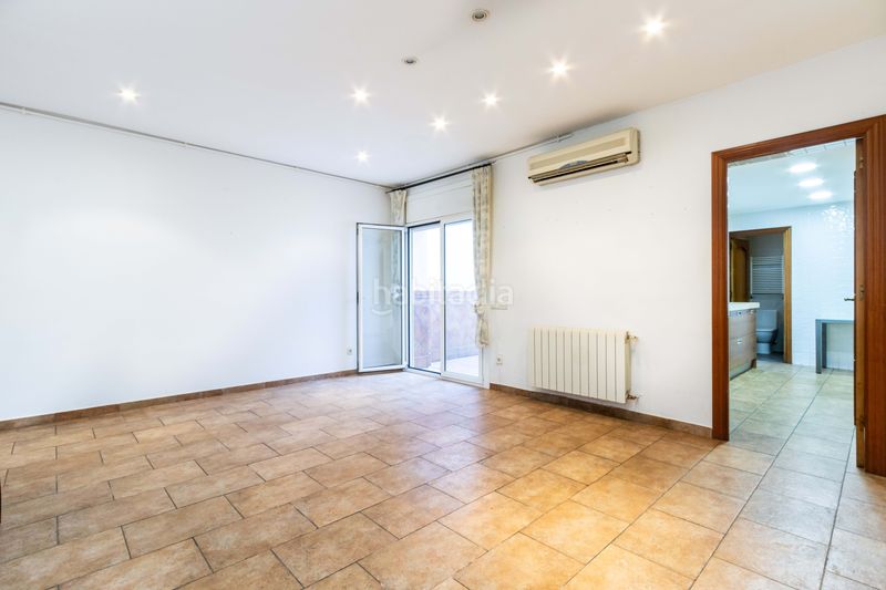 Foto 18f46017-df27-4908-8fc8-e99b2b405396. Casa en Centre Masnou (El)