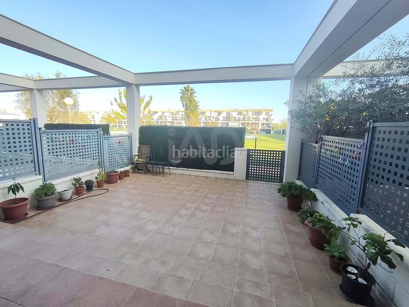 Foto fdb3e4d5-c850-4bba-9d32-cf54a7463c0b. Pis amb piscina a San Jorge