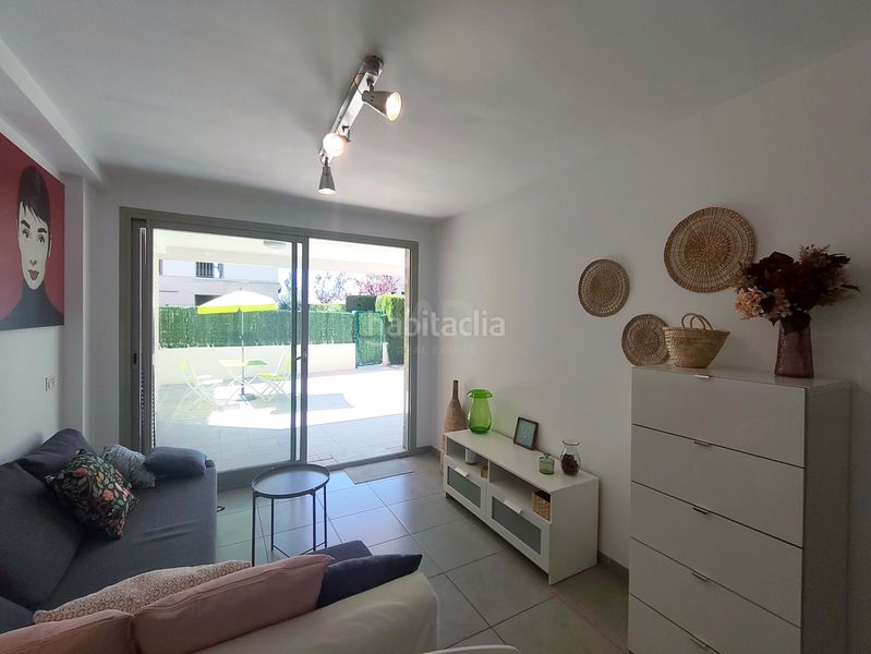 Foto b6be30d3-5fb9-4241-bf2a-19783ba82113. Pis amb piscina a San Jorge