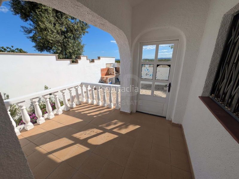 Foto 0a63d243-fa56-4613-8439-17c6757f8ca4. Casa amb calefacció aparcament a San Jorge