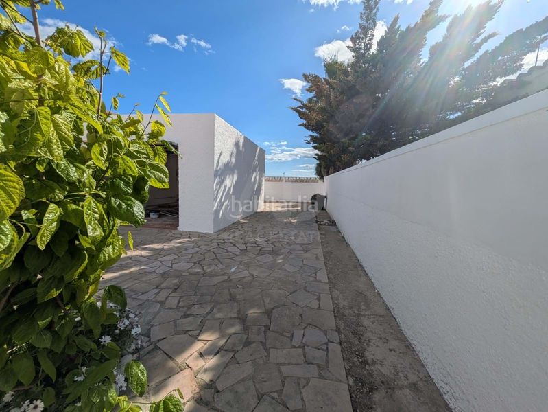 Foto 2f6e0af2-4058-46c5-b29c-ef538835bf69. Casa amb calefacció aparcament a San Jorge