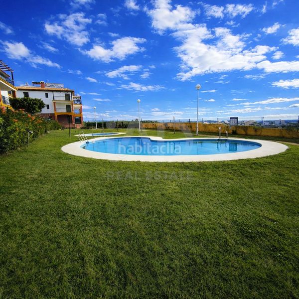 Foto 948478a5-92a4-475c-be78-da63ec704b0b. Pis amb calefacció piscina a Costa Esuri Ayamonte