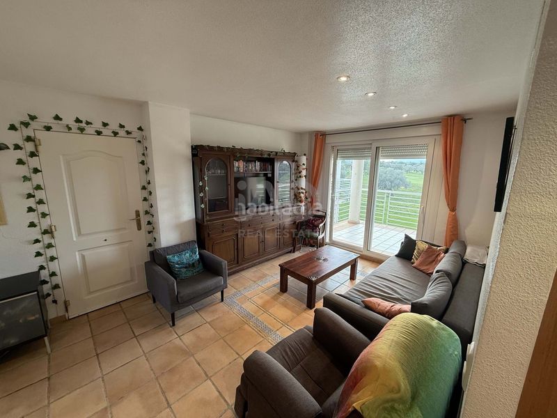 Foto e32785fe-94b5-4e3a-8175-cfef02a88628. Àtic amb piscina a San Jorge