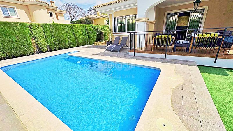 Foto 1b55a529-40e2-488a-9e70-e57252b9d147. Xalet amb calefacció aparcament piscina a Bonalba-Cotoveta Mutxamel