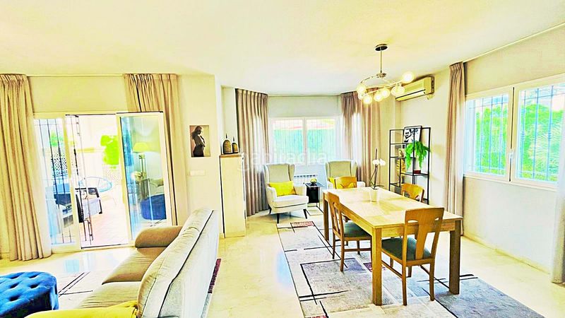 Foto cc8ec2d7-5035-454d-8de5-544260ed2895. Xalet amb calefacció aparcament piscina a Bonalba-Cotoveta Mutxamel