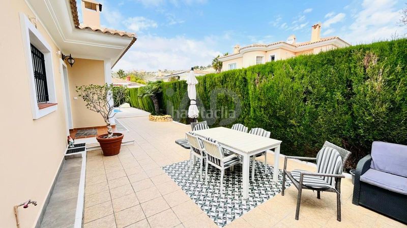 Foto dfea930e-5514-4010-a8e1-ac9d135cf7af. Xalet amb calefacció aparcament piscina a Bonalba-Cotoveta Mutxamel