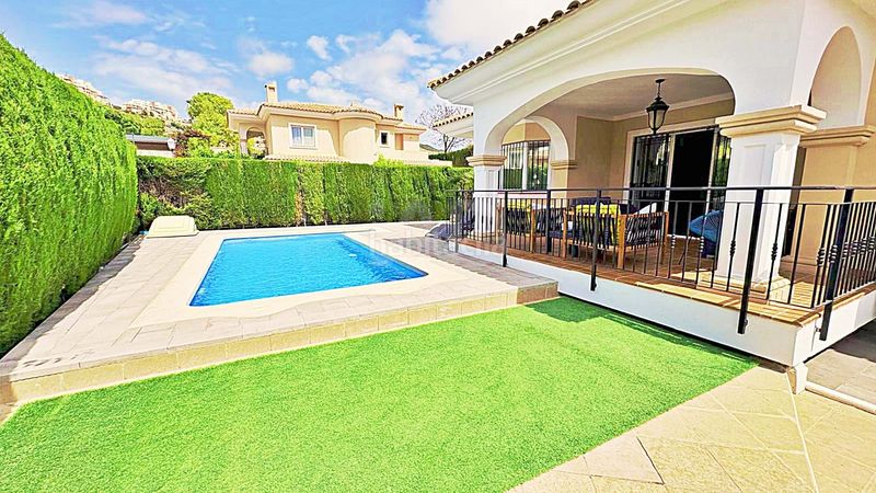 Foto f5cddfe6-352d-4fe0-a611-857c21849253. Xalet amb calefacció aparcament piscina a Bonalba-Cotoveta Mutxamel