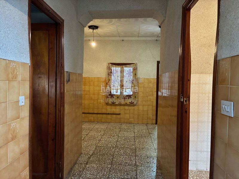 Foto 49694c36-c55b-45ca-8a67-d32e2de0f03f. Edifici a Cox