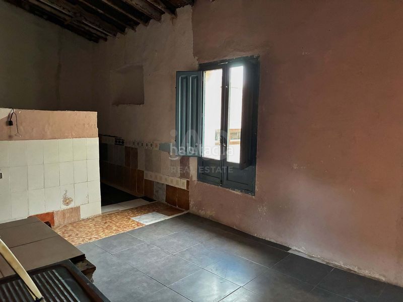 Foto 99c48b55-dafd-4e1c-bf48-d49238f6443a. Edifici a Cox