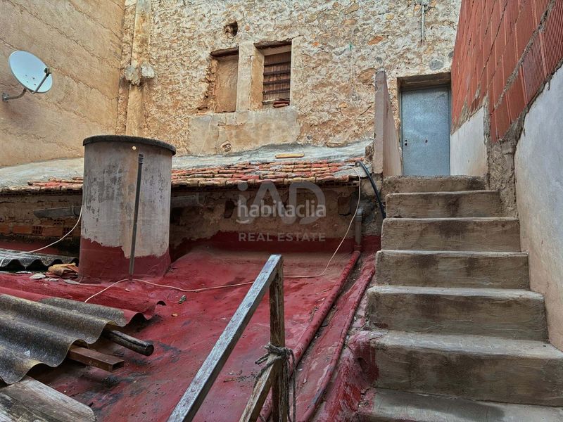 Foto 9edc55ca-6b0e-4d8b-ae65-57018c92fb39. Edifici a Cox