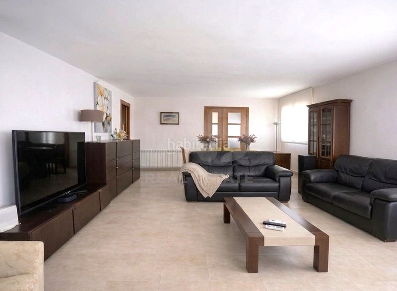 Foto 14204608-a715-4672-9cdf-1cd7e9a4495b. Casa amb calefacció aparcament piscina a Caldes de Montbui