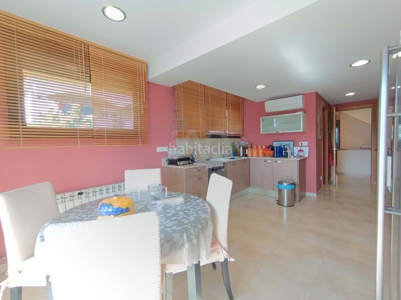 Foto 29d4f12f-b7b2-405c-bf02-b41cdfdbf090. Casa amb calefacció aparcament piscina a Caldes de Montbui