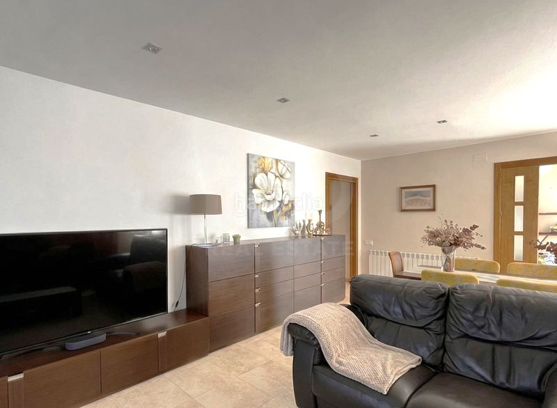 Foto b6f26333-4adb-4bbe-a1a7-d79741450644. Casa amb calefacció aparcament piscina a Caldes de Montbui