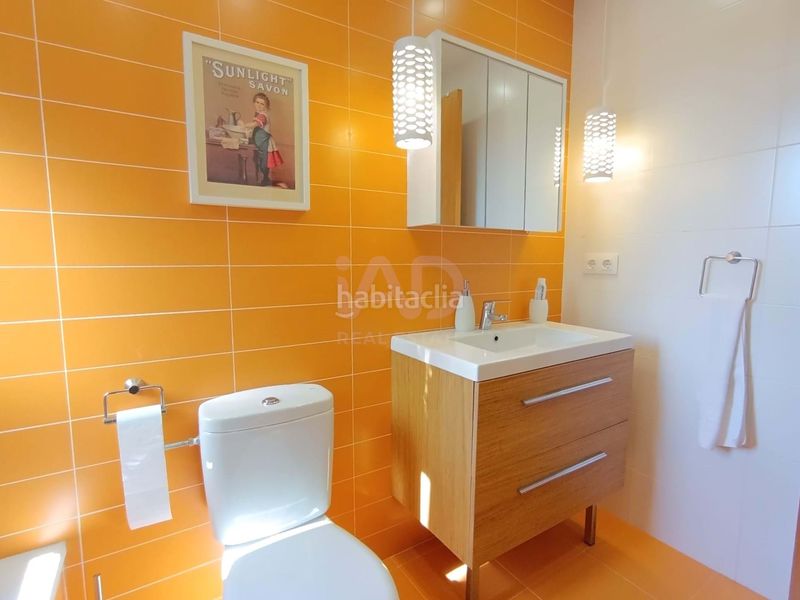 Foto c0f0408f-71e5-401a-a882-4ca98d20c92c. Casa amb calefacció aparcament piscina a Caldes de Montbui