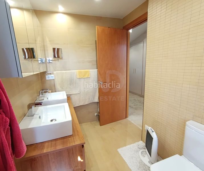 Foto fed4fa17-fa0e-4a46-b48a-9cd96384637d. Casa amb calefacció aparcament piscina a Caldes de Montbui