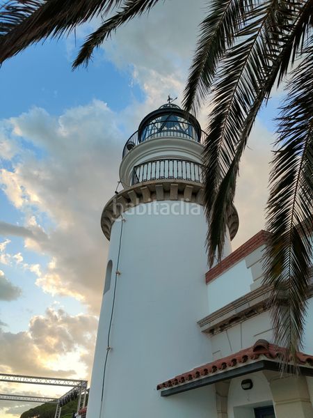 Foto 2034f884-d8e7-47d9-91a8-25a9c3099337. Casa amb aparcament piscina a Calella