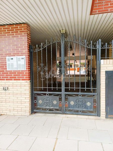 Foto 484956a7-0892-4bc6-81b9-aee6b638491e. Pis amb calefacció aparcament a Las Eras de Renueva León