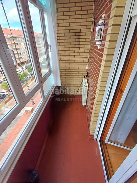 Foto 5457cda9-e9b9-451e-8c8a-83e85660bd74. Pis amb calefacció aparcament a Las Eras de Renueva León