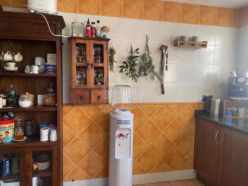 Foto bdc7b99b-4435-45e7-8415-cf722ad9bd2a. Xalet amb aparcament a Vilafamés