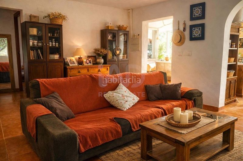 Foto c778e780-9639-46e5-a853-8cbc8daa08fc. Xalet amb aparcament a Vilafamés