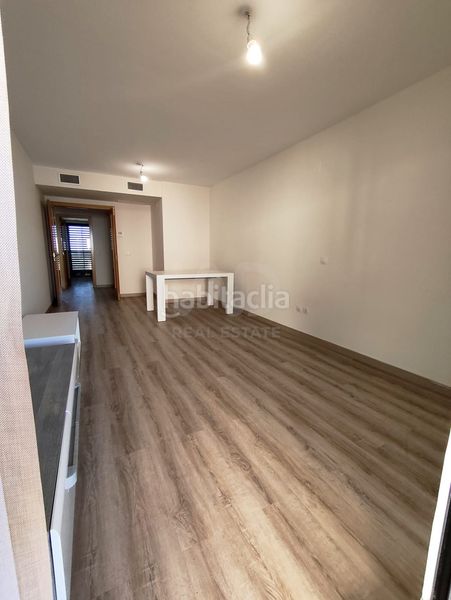 Foto 01dd68e5-6325-4314-8e41-eb52b9f0611e. Pis amb piscina a San Jorge