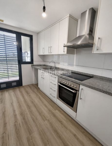 Foto a6a30b2e-4736-4d52-bf3c-04dd63aa6729. Pis amb piscina a San Jorge