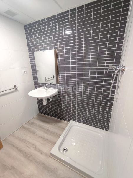 Foto df75ce77-563b-4f16-9348-fa4ad494b5ec. Pis amb piscina a San Jorge