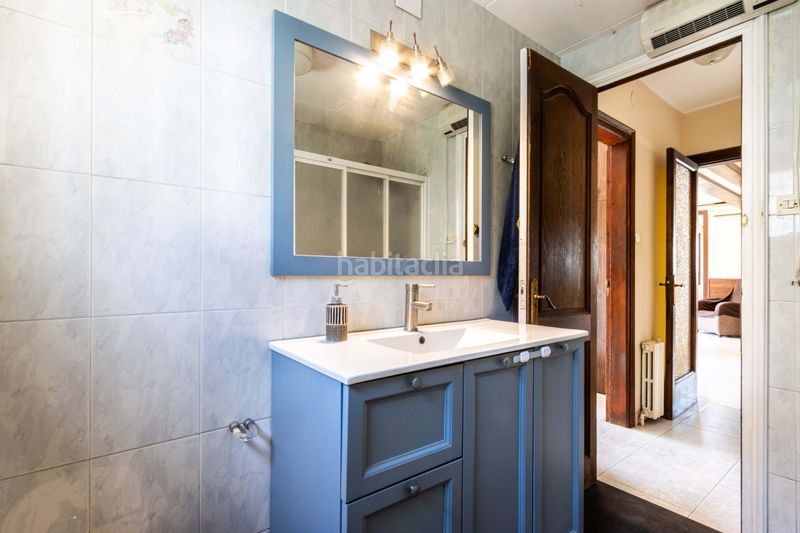 Foto 7792dc1f-2763-4215-b7df-b71c409bb0f2. Casa amb calefacció aparcament a Roca del Vallès (La)