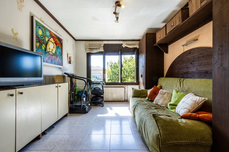 Foto be749764-cf82-41aa-98a7-760f9cf3276b. Casa amb calefacció aparcament a Roca del Vallès (La)