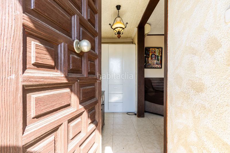 Foto e7b8dfa7-a01e-4bee-9a7b-291797b0ece1. Casa amb calefacció aparcament a Roca del Vallès (La)