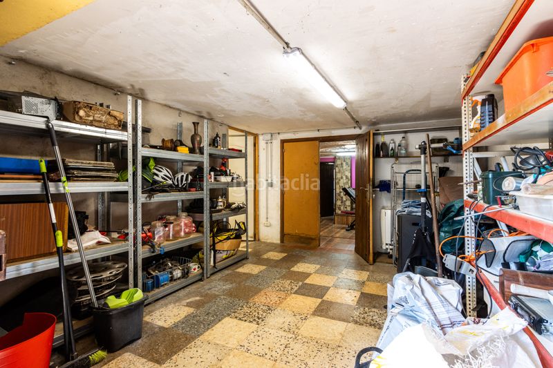 Foto ebc736bc-44cb-45a2-94d8-0f2a282d1e5f. Casa amb calefacció aparcament a Roca del Vallès (La)