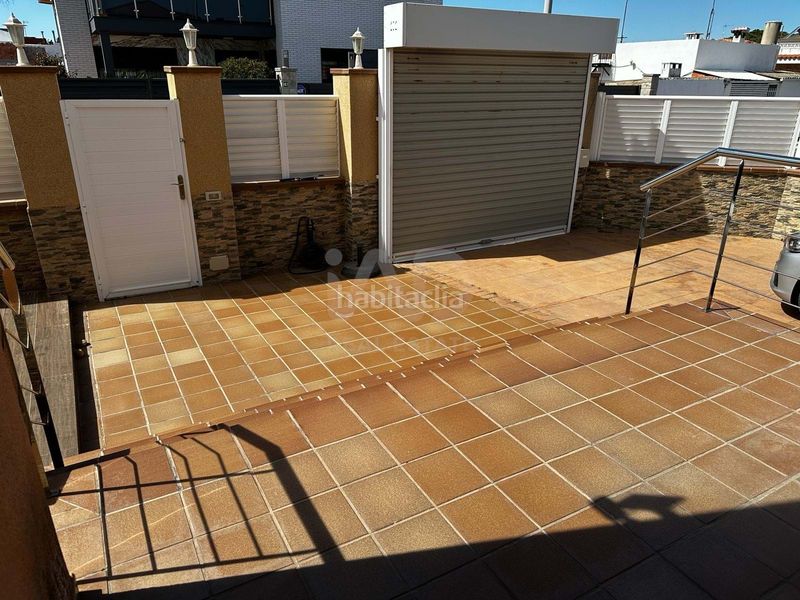 Foto a5c85ab1-b34c-4b63-8be8-2a039ce89ddb. Casa amb aparcament piscina a Playa Burriana