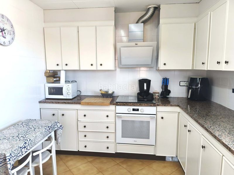 Foto 70ea8a75-ad8c-4317-9d2a-5b4655944d6b. Casa amb calefacció aparcament piscina a Nou Vendrell Vendrell (El)