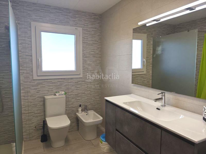 Foto d2556504-5a96-4d81-bc6a-0aa125d09328. Casa amb calefacció aparcament piscina a Nou Vendrell Vendrell (El)