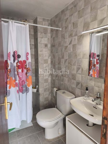 Foto e2c4848a-aeea-4a02-accf-30db25796e27. Casa amb calefacció aparcament piscina a Nou Vendrell Vendrell (El)