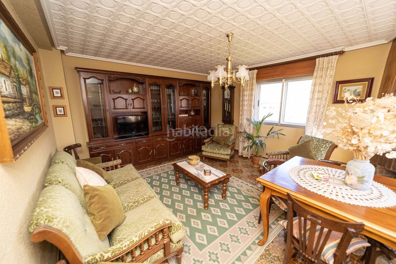 Foto 4bb32d6d-88b3-4178-8274-69ef227008ce. Casa amb calefacció a Garrafe de Torío