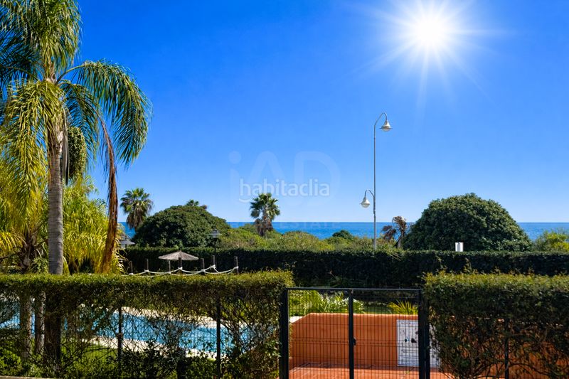 Foto 378dd424-c0d2-497e-b05e-3cf8c39d71ed. Pis amb aparcament piscina a Zona de Punta Plata Estepona