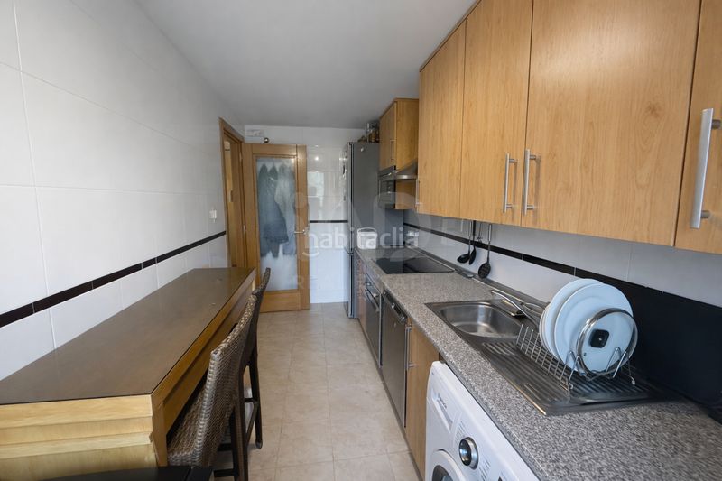 Foto 715bc675-80a2-4ba1-aac4-5f0583b9c21d. Pis amb aparcament piscina a Zona de Punta Plata Estepona