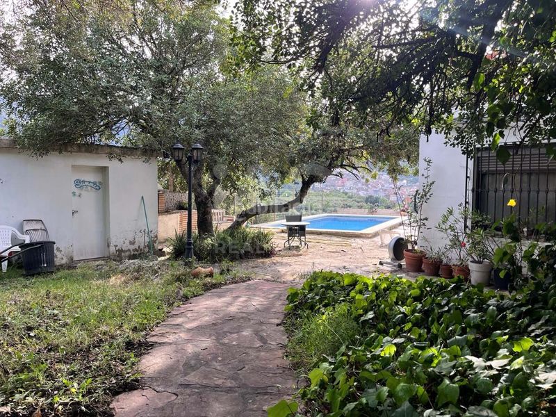 Foto 148e3547-b7c7-401a-96ea-0c906b218b87. Casa amb calefacció piscina a Eslida