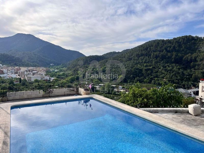 Foto 3631692d-d076-461b-a3cb-b0ef446f81d9. Casa amb calefacció piscina a Eslida