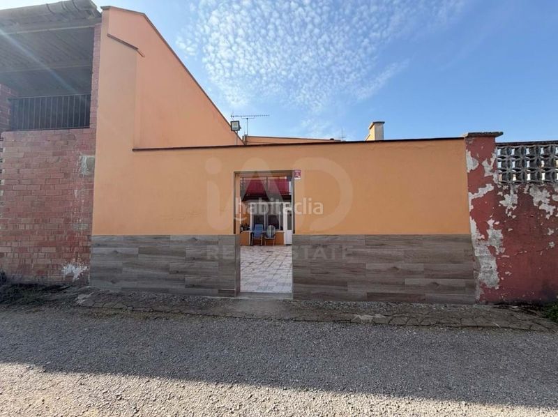 Foto 783ab513-269b-43e5-aa2d-f9ac0f0d6f7a. Casa amb calefacció aparcament a Ivars d´Urgell